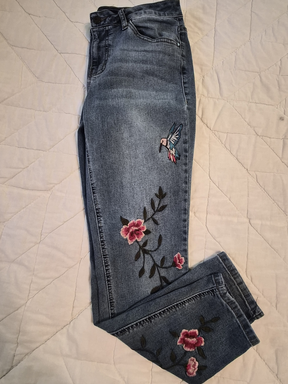 Earl Jeans- Skinny Ankle- Hummingbird & Floral Embroidery- Size 10